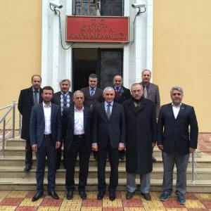 ADIYAMANLILAR VAKFI ŞUBE BAŞKANI VE YÖNETİM KURULU KAYMAKAM BAŞTÜRK’Ü ZİYARET ETTİ