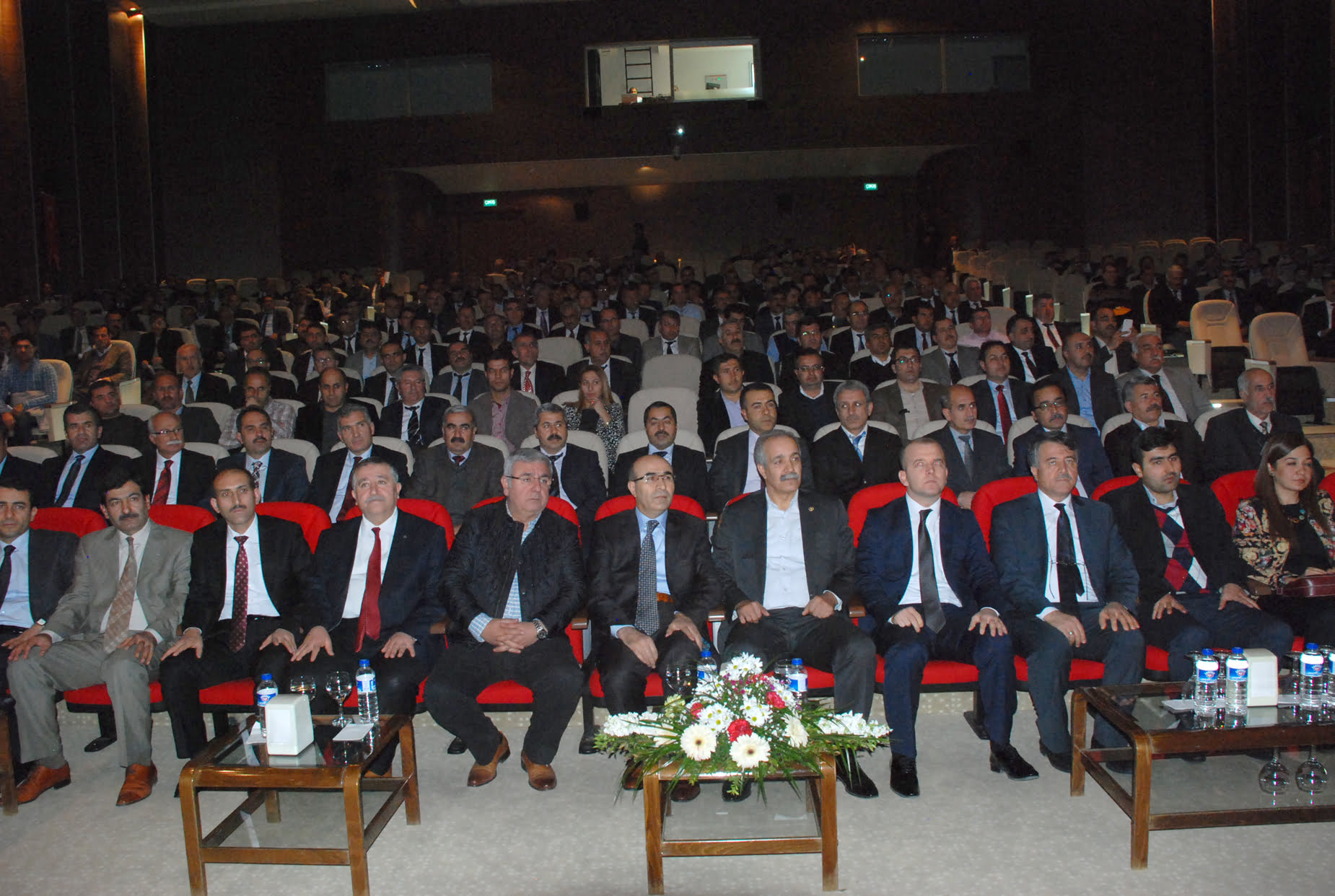 VALİ DEMİRTAŞ; OKUL MÜDÜRLERİMİZ VİZYON SAHİBİ OLMALI