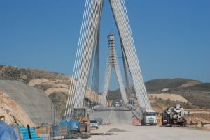 TÜRKİYE’NİN ÜÇÜNCÜ BÜYÜK KÖPRÜSÜNDE SONA DOĞRU