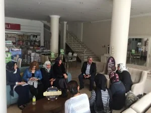 AK PARTİ ADIYAMAN KADIN KOLLARI BAŞKANLARI, KAHTA GAZETECİLER CEMİYETİNİ ZİYARET ETTİ