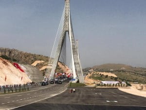 KAHTA NİSSİBİ ARASI DUBLE YOL İHALESİ YAPILDI