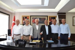 ADIYAMANLILAR VAKFI KAHTA BELEDİYESİNİ ZİYARET ETTİ