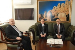 ANAYASA KOMİSYONU BAŞKANI PROF. DR. BURHAN KUZU’DAN VALİ DEMİRTAŞ’A ZİYARET