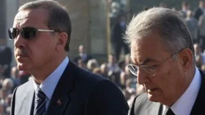 CUMHURBAŞKANI: CHP ESKİ GENEL BAŞKANI  DENİZ BAYKAL İLE GÖRÜŞTÜ