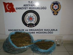 ADIYAMAN İL EMNİYET MÜDÜRLÜĞÜ UYUŞTURUCU ELE GEÇİRDİ