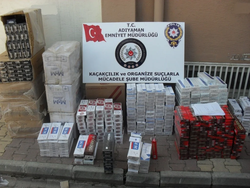 İL EMNİYET MÜDÜRLÜĞÜ:  KAÇAK SİGARA ELE GEÇİRİLDİ