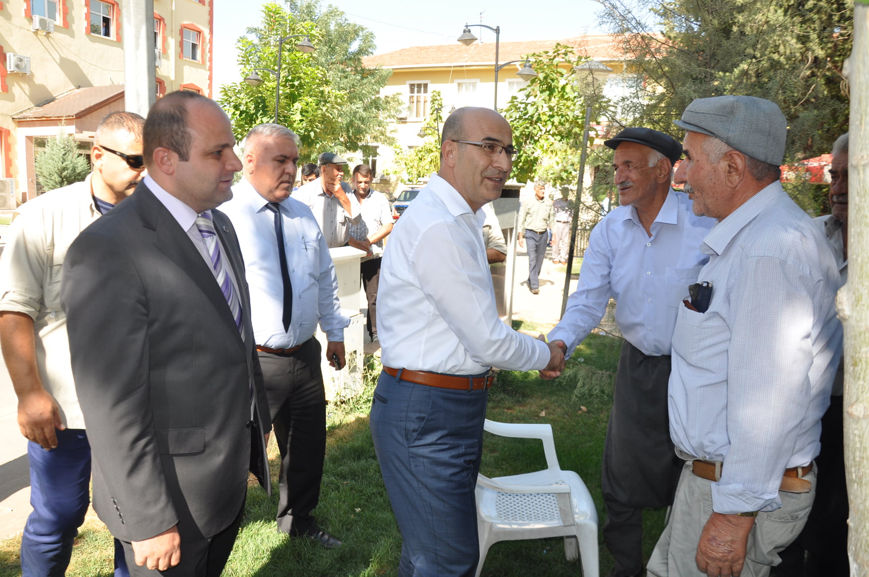 VALİ MAHMUT DEMİRTAŞ BESNİ İLÇESİNDE