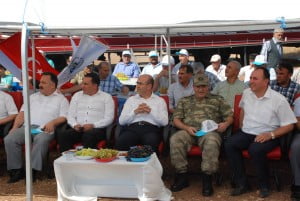 Kahta’da Badem Hasadı Başladı