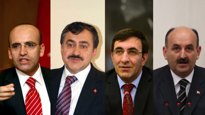 AK Parti’de Üç Dönem Esneyecek