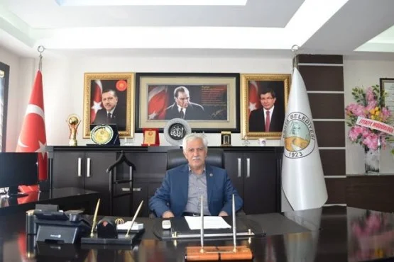 KAHTA FED’İN ”KÖTÜ YÖNETİMLER KAHTA’IN KADERİ OLMAMALI” ŞEKLİNDEKİ AÇIKLAMALARINA KAHTA BELEDİYE BAŞKANI’NDAN CEVAP GELDİ