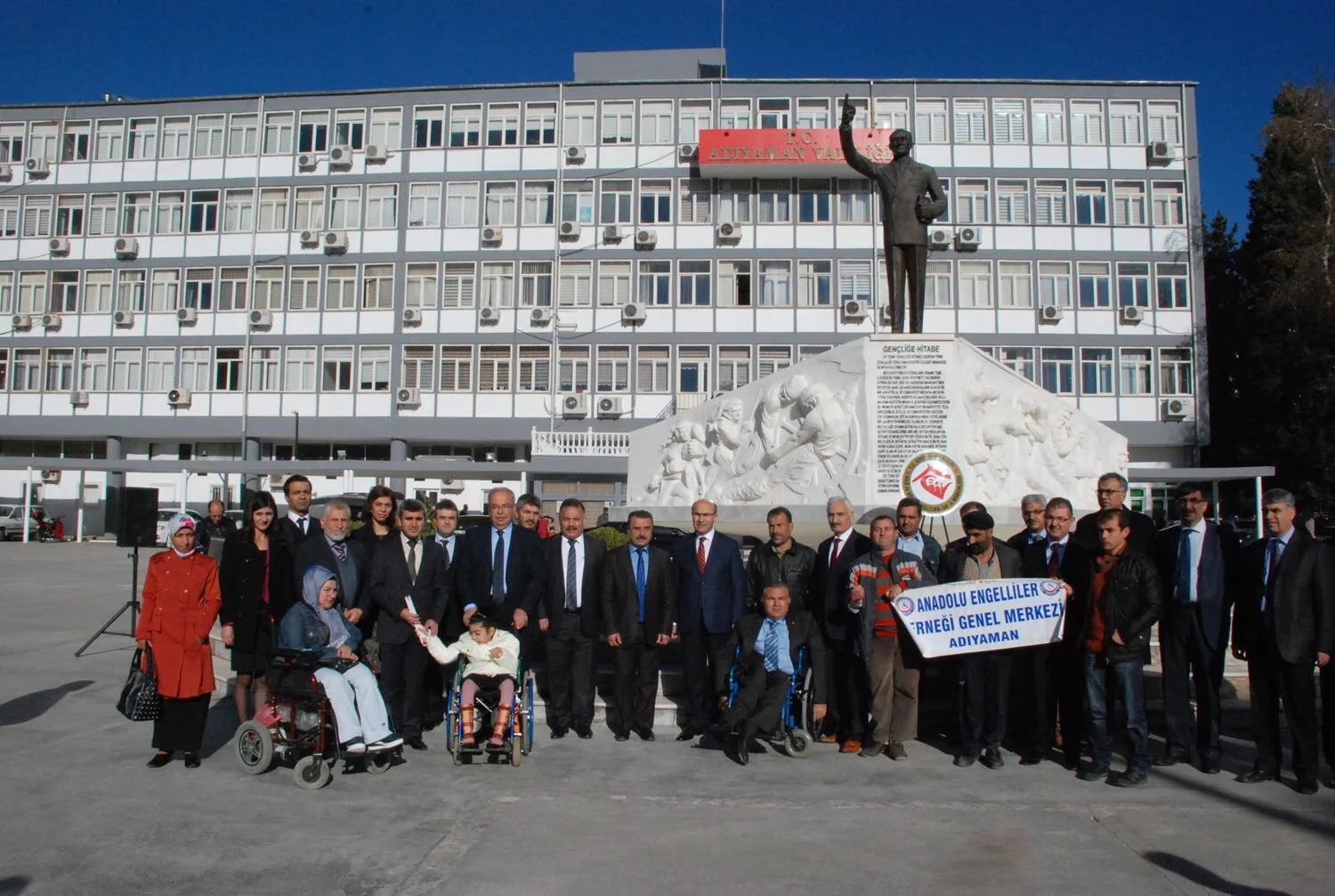 3 ARALIK DÜNYA ENGELLİLER GÜNÜ