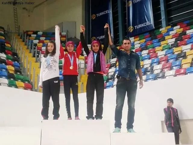 KOMMAGENESPOR, ATLETİZMDE TÜRKİYE ŞAMPİYONU OLDU