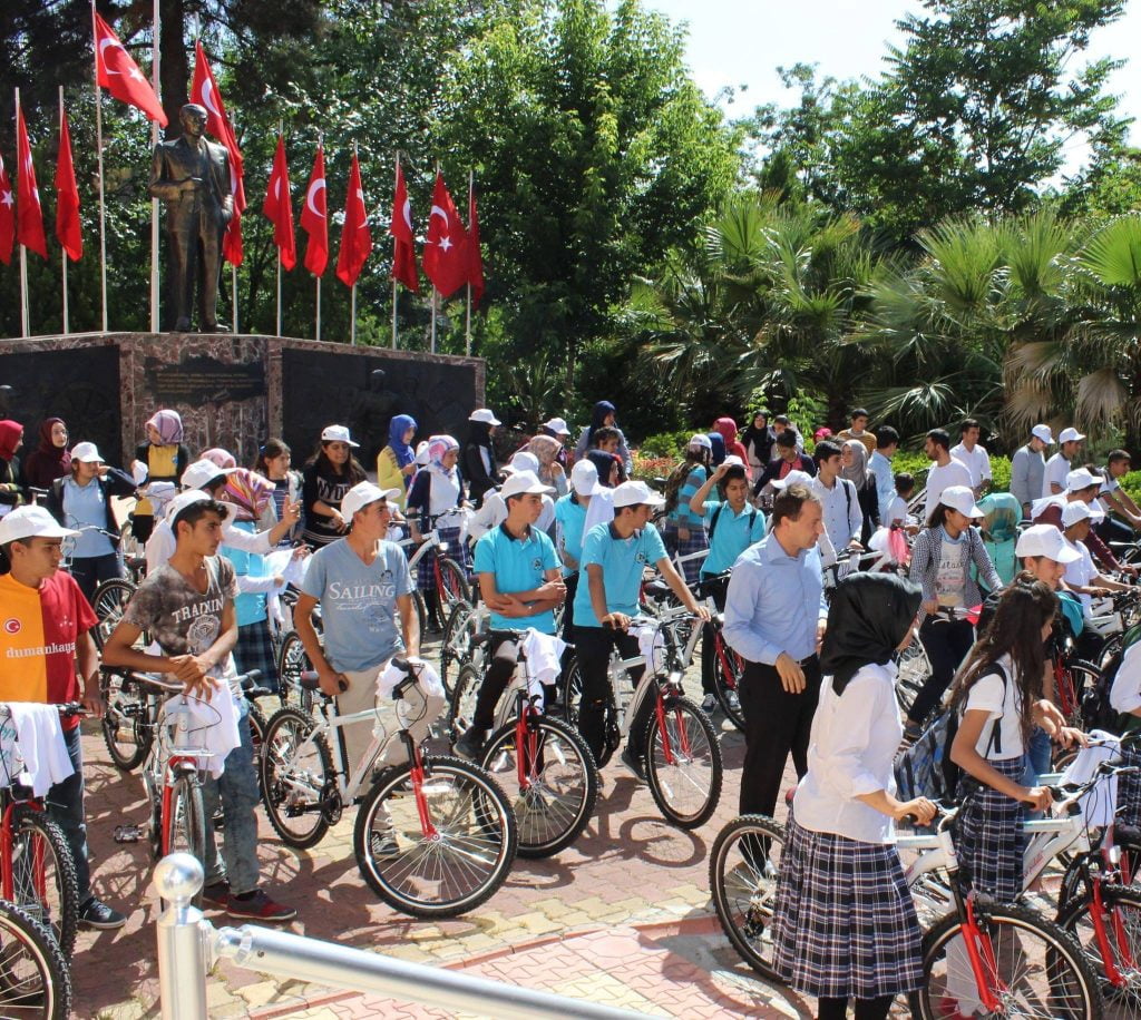 FİZİKSEL AKTİVİTEYİ TEŞVİK PROJESİ KAPSAMINDA 87 BİSİKLET SAHİPLERİNİ BULDU