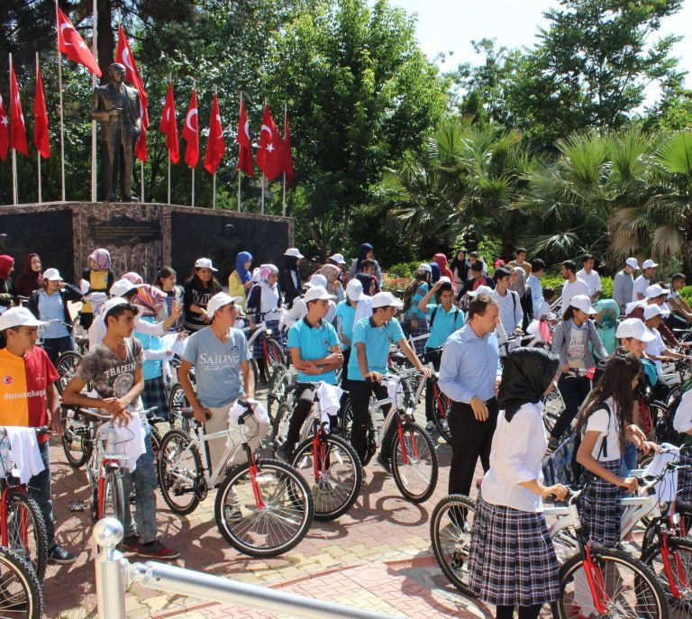 FİZİKSEL AKTİVİTEYİ TEŞVİK PROJESİ KAPSAMINDA 87 BİSİKLET SAHİPLERİNİ BULDU