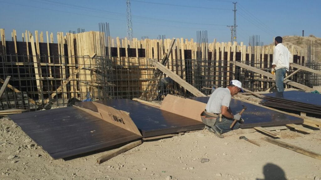 KAHTA HAYDARAN İÇME SUYU ARITMA TESİSİ TEMELİ ATILDI.