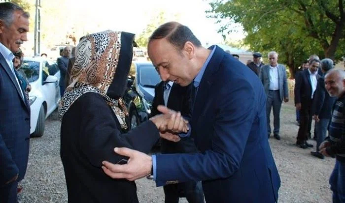 OLUKLU KÖYÜ, VALİ ERİN’İ COŞKULU KARŞILADI