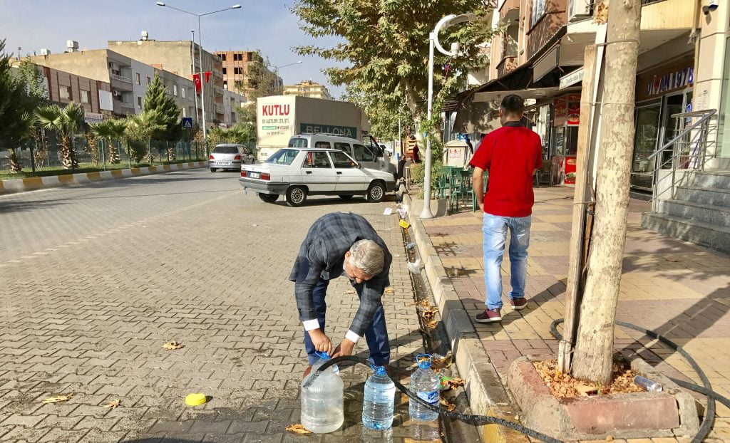 SUSUZ KAHTA YOLSUZ GERGER