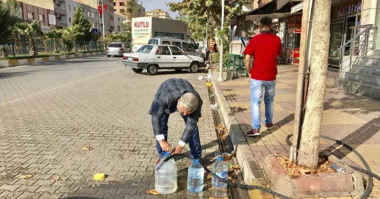 SUSUZ KAHTA YOLSUZ GERGER