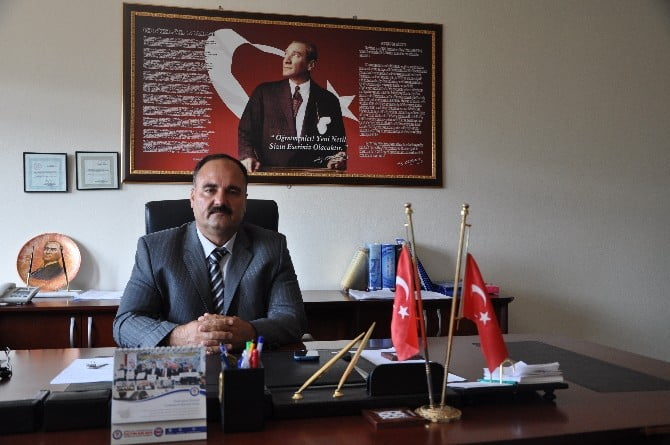 SİNCİK MİLLİ EĞİTİM MÜDÜRÜ AYDIN, İLÇEYE GELEREK GÖREVİNE BAŞLADI.