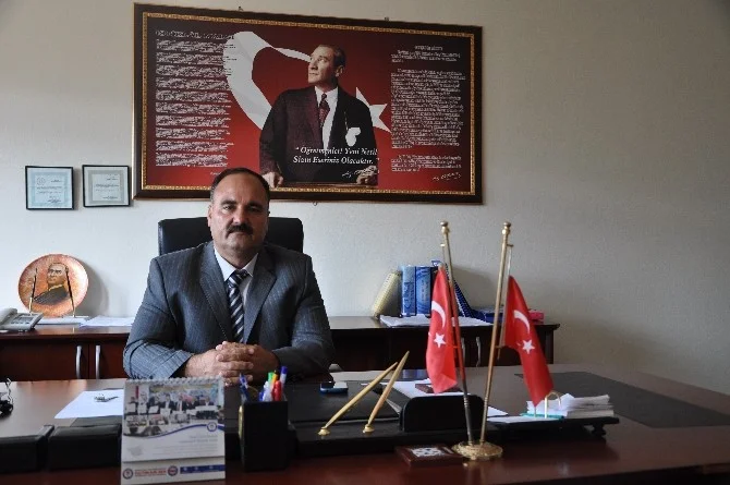 SİNCİK MİLLİ EĞİTİM MÜDÜRÜ AYDIN, İLÇEYE GELEREK GÖREVİNE BAŞLADI.