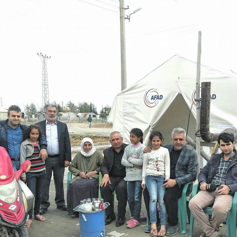 KAHTA GAZETECİLER CEMİYETİ DEPREM ÇADIRLARINI GEZDİ. VİDEOLU