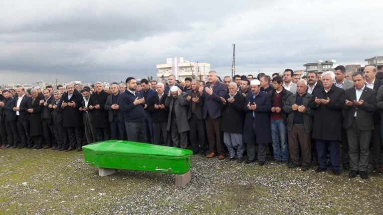 GAZETECİ BAKİ SERHAT KAMIŞ, EBEDİ İKAMETGAHINA DUALARLA UĞURLANDI.