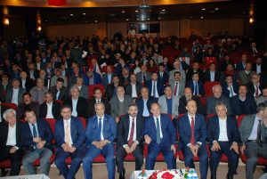 SAĞLIK BAKANI AKDAĞ, KAHTA’DA VATANDAŞLARLA BULUŞTU.