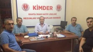 KAHTA İMAM HATİPLİLER DERNEĞİ, REFERANDUM İLE İLGİLİ BASIN AÇIKLAMASI YAPTI