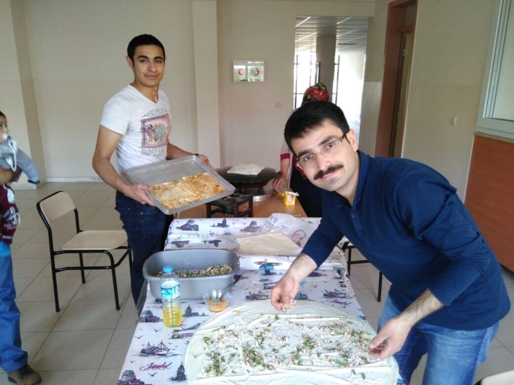 KAHTA HALK EĞİTİM MERKEZİNDE AŞÇILIK KURSU