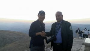 BÜYÜKELÇİ NEMRUT DAĞINDA GÜNEŞİN DOĞUŞUNU VE BATIŞINI İZLEDİ