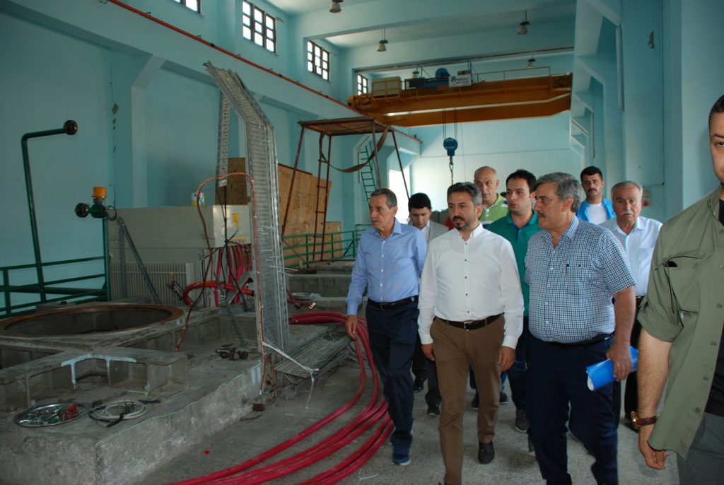 VALİ KALKANCI VE TBMM BAŞKANVEKİLİ AYDIN SAMSAT İLÇESİNDE İNCELEMELERDE BULUNDU