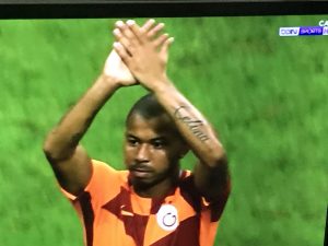 Gomis Karabükspor’a gol yağdırdı.