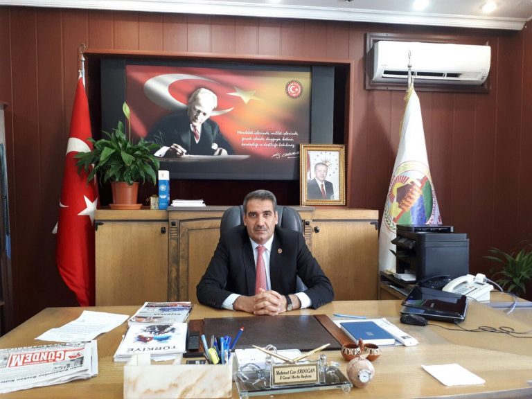 KAHTA İLÇESİNE BAĞLI  YAŞANAN  SU SIKINTISI GİDERİLİYOR.