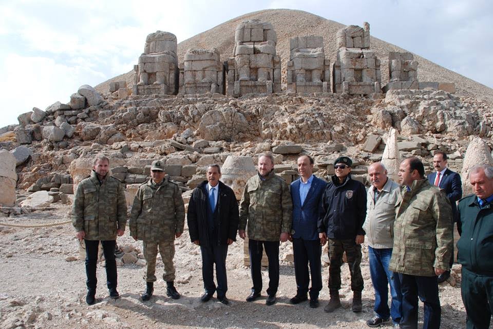 İzzetbegoviç, Kahta’da Nemrut Dağını Gezdi