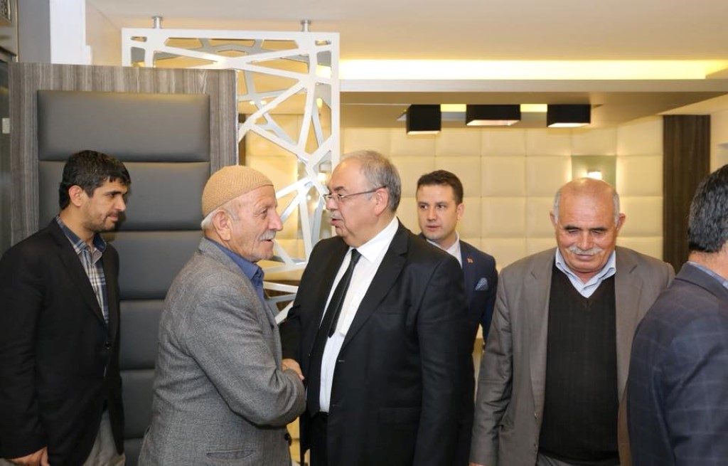 Başkan Kutlu ve Ekibi Halkın Sorunlarını Dinliyor