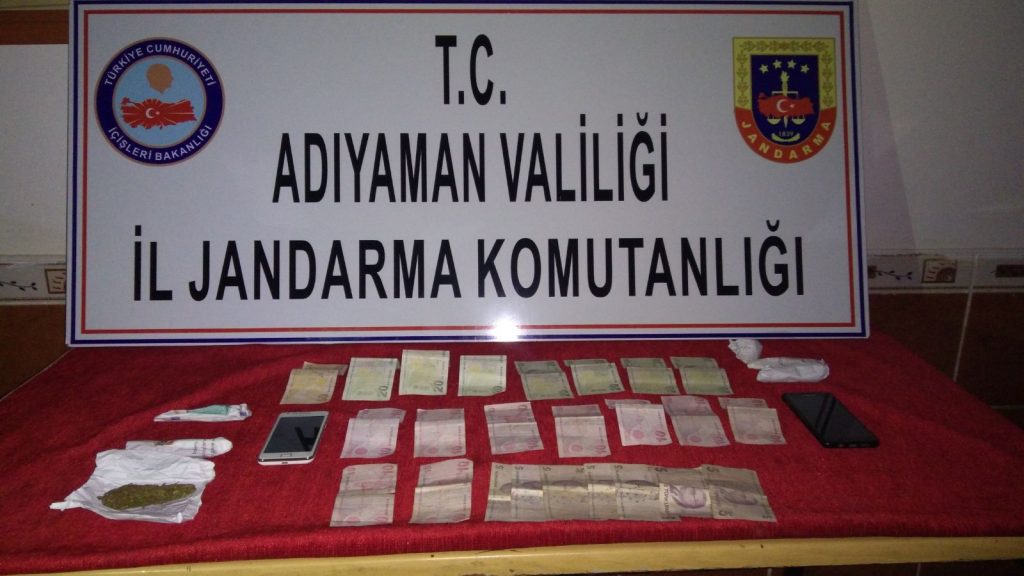 Kahta’da Uyuşturucu Operasyonu: 2 Gözaltı
