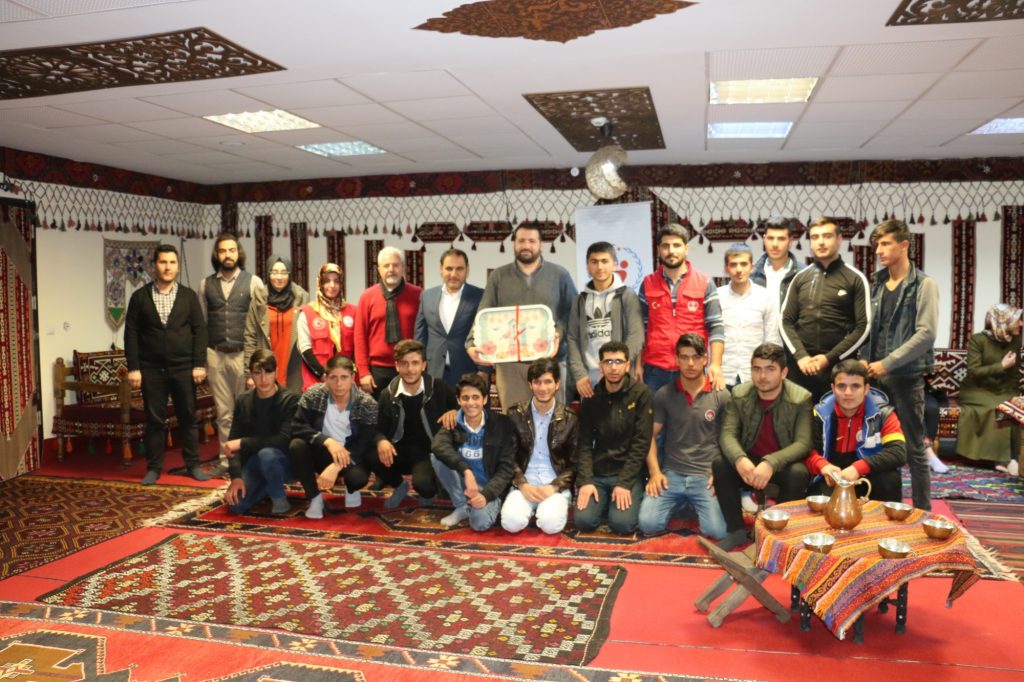 Gençler Madde Bağımlılığına Karşı Bilgilendirildi