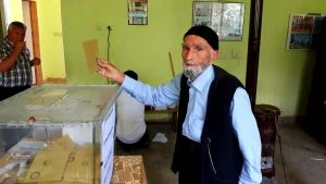 89 yaşında sandığa gitti