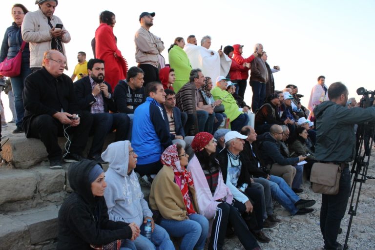 Nemrut Dağı’na Turist Sayısı 100 Bini Aşması Bekleniyor