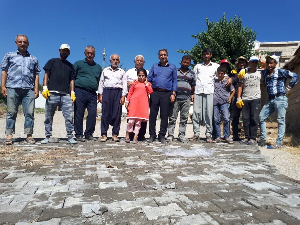 Köylerde Parke Taşı Seferberliği