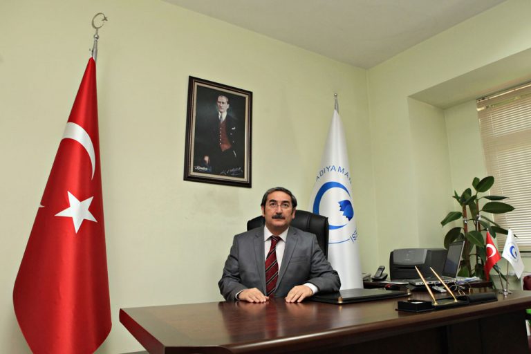 İktisadi ve İdari Bilimler Fakültesi Yeni Öğrencilerini Bekliyor