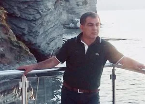 Sağlık personeli mesire alanında kendini astı