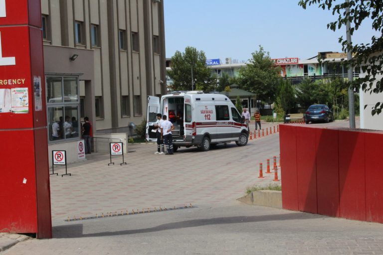 Kahta Devlet Hastanesine Operasyon