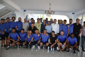 Ünlü Futbolcular, Kahta Dirilişspor Kulübü’nü Ziyaret Etti