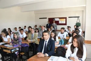 Vali Kalkancı, Lise Müdürleriyle Güvenlik Toplantısı Yaptı.