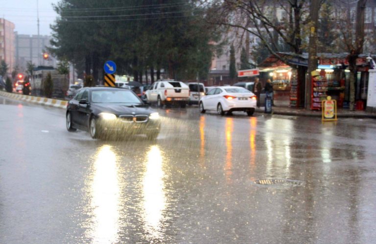 Meteorolojiden Adıyaman’a Kuvvetli Yağış Uyarısı