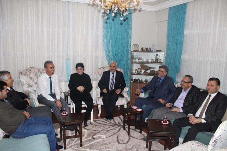 Çelik Damatsız Gelini Ziyaret Etti.