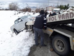 Gerger’de Kar Kazaları Beraberinde Getirdi