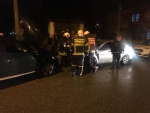 Adıyaman’da Hafif Ticari Araç İle Otomobil Çarpıştı: 4 Yaralı