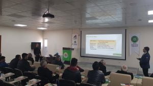 Çiftçilere Hastalıklara Karşı Eğitim Verildi